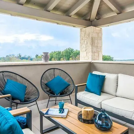 Villa Nova Vas Sleeps 8 Pool Air Con Wifi Nova Vas (Porec)
